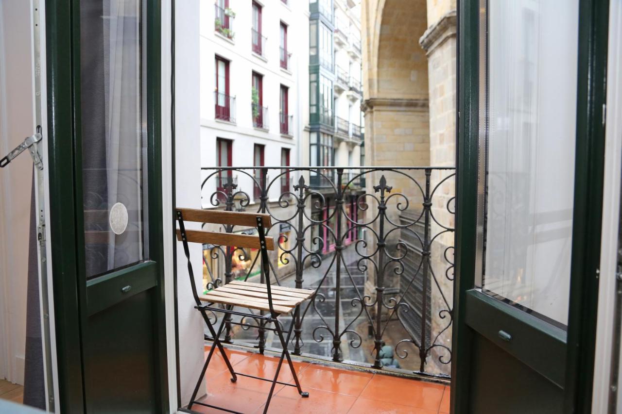 Piso Reformado Frente A La Catedral Appartement Bilbao Buitenkant foto